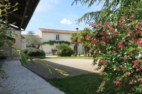 La Rochelle Lodge