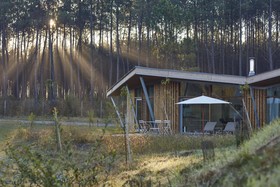 Les Echasses Golf & Surf Eco Lodge