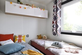Mobil Home Dans Camping Mussonville