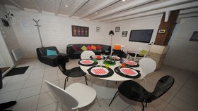 La Bergerie et ses Granges 27 personnes 21 a table