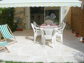 La Bergerie et ses Granges 27 personnes 21 a table