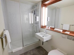 Hotel Campanile Clermont Ferrand - Le Brezet