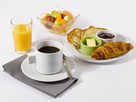Hotel Campanile Clermont Ferrand Nord - Riom