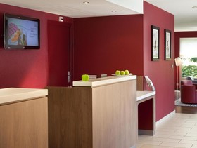 Hotel Campanile Clermont Ferrand Nord - Riom