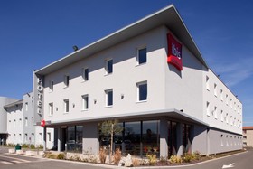 ibis Clermont Ferrand Nord Riom