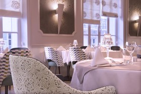 Hotel The Originals Vichy Les Nations