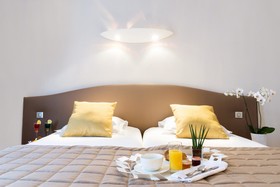 Hotel The Originals Vichy Les Nations