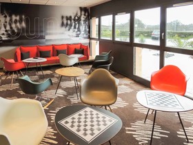 ibis Auray