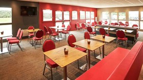ibis Auray
