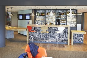 ibis Auray