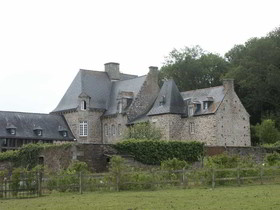 Chateau Hotel De Brelidy