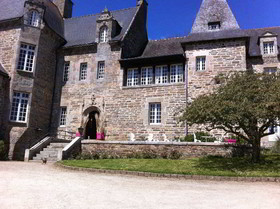 Chateau Hotel De Brelidy