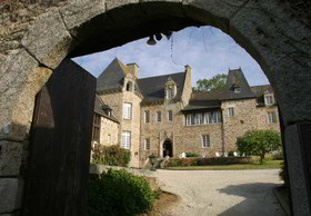 Chateau Hotel De Brelidy