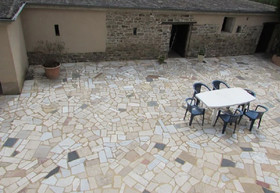 Gite Au Pied Leve Proche De Dinan