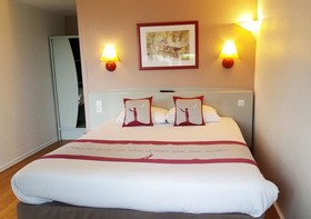 Hotel The Originals Rennes Sud