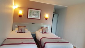 Hotel The Originals Rennes Sud