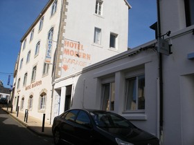 Hotel Modern