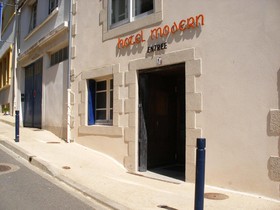 Hotel Modern