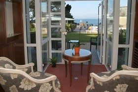 Clos de Vallombreuse, The Originals Relais (Relais du Silence)