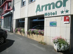 Brit Hotel Armor