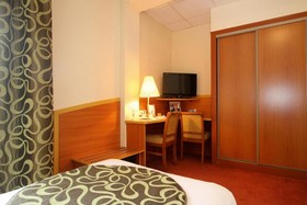 Kyriad Hotel Lamballe