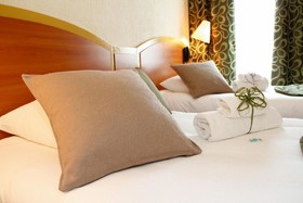 Kyriad Hotel Lamballe