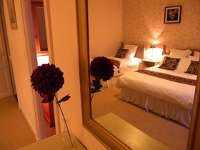 Chez Louisette