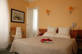 Brit Hotel Confort Cleria Lorient Centre