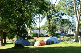 Camping Le Val De Landrouet