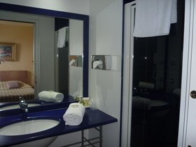 Hotel The Originals Ar Men Du