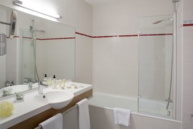 Best Western  Les Bains Hôtel & Spa