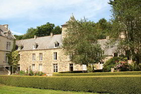Le Domaine & le Château du Val
