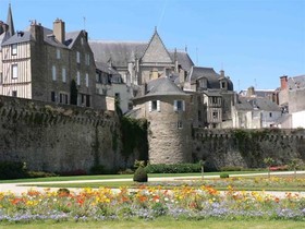 ibis budget Vannes Ploeren