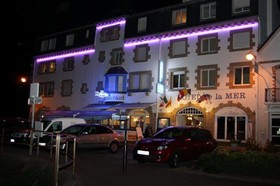 Hotel De La Mer
