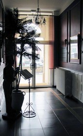 Queen Serenity Hotel