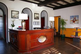 Queen Serenity Hotel