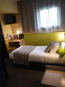 Kyriad Direct Rennes Ouest