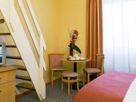 Mercure Rennes Place Bretagne Hotel