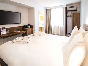Mercure Rennes Place Bretagne Hotel