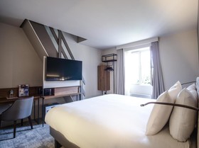 Mercure Rennes Place Bretagne Hotel