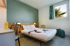 Hotel The Originals Rennes Ouest