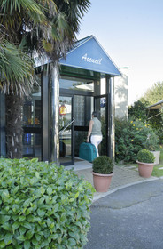 Hotel The Originals Rennes Ouest