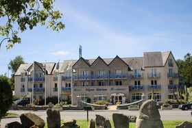 Aigue Marine Hotel