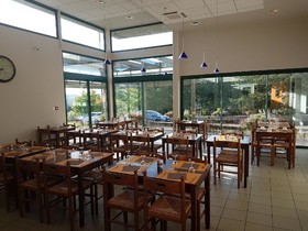 Auberge De L'oust