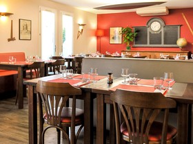 ibis Autun