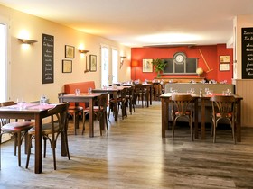 ibis Autun