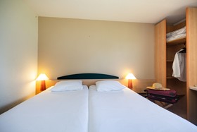 ibis Autun