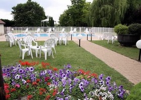 Greet Hotel Beaune