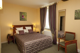 The Originals Boutique Hotel de la Paix, Beaune & Cour de la Paix