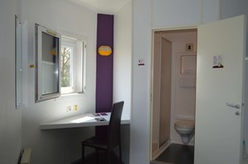 Hotel Kyriad Direct Macon Sud